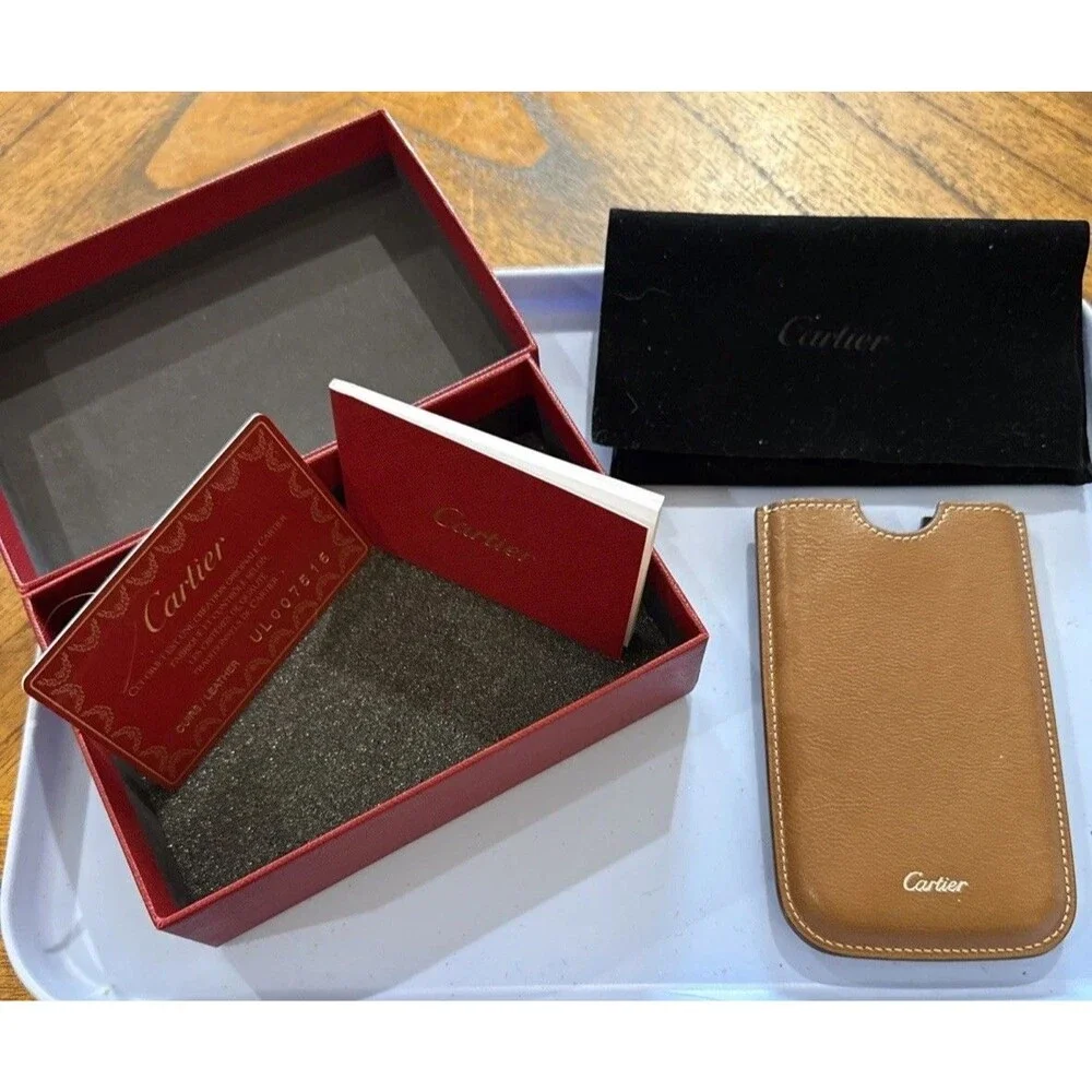 Cartier’ Les Must Caramel Goatskin Leather Phone Case With Dust Bag, Box, Cards - Picture 1 of 15